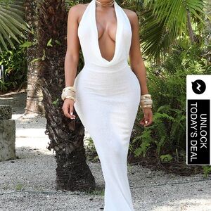 Chic White Backless Maxi Dress